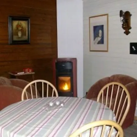 Holiday home Helpende Hand